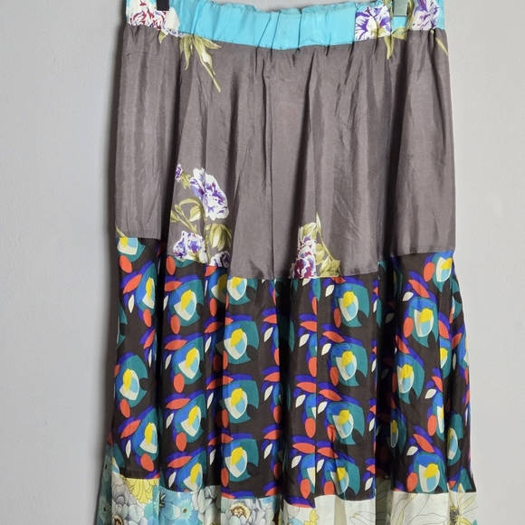 NEW Johnny Was 100% Silk Boho Floral Patchwork Tiered Maxi Skirt Size S - Picture 3 of 8